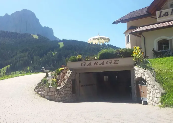 Hotel Garni La Majon Selva di Val Gardena