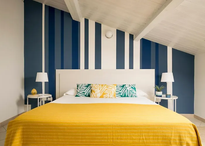 Civico 64 Bed&Breakfast in mansarda Palmi