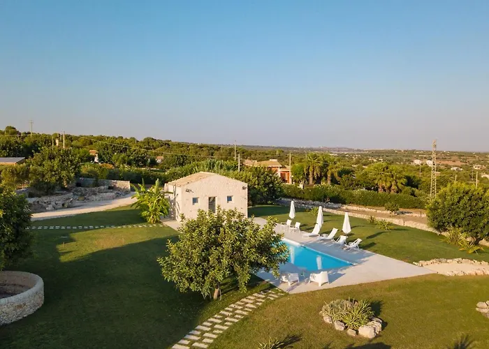 Baglio Cella - Appartamenti per Vacanze Modica