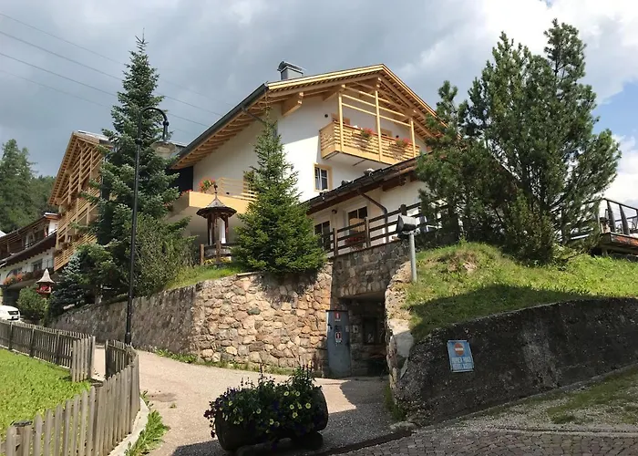 Arnica Mountain Hotel Soraga