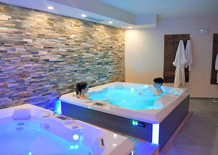 Alp Hotel Dolomiti Dimaro