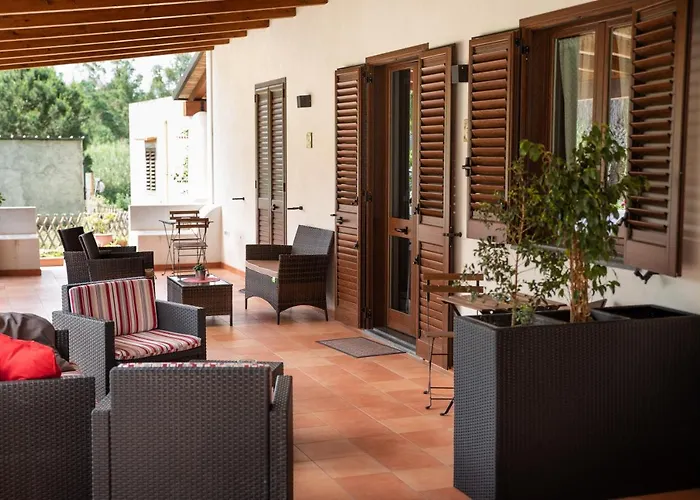 Maria Tindara "La Locanda" Vulcano 