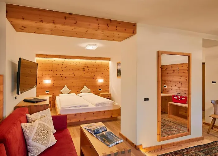 Hotel Pensione Veneranda Corvara In Badia