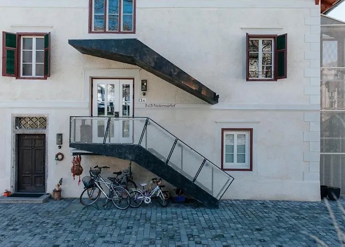 Bed and Breakfast Niedermairhof Brunico